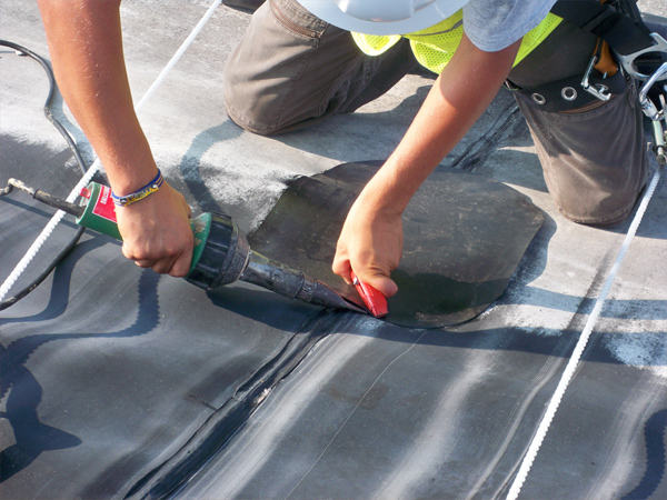 土工膜施工現(xiàn)場